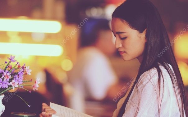 内向是什么原因造成的？性格内